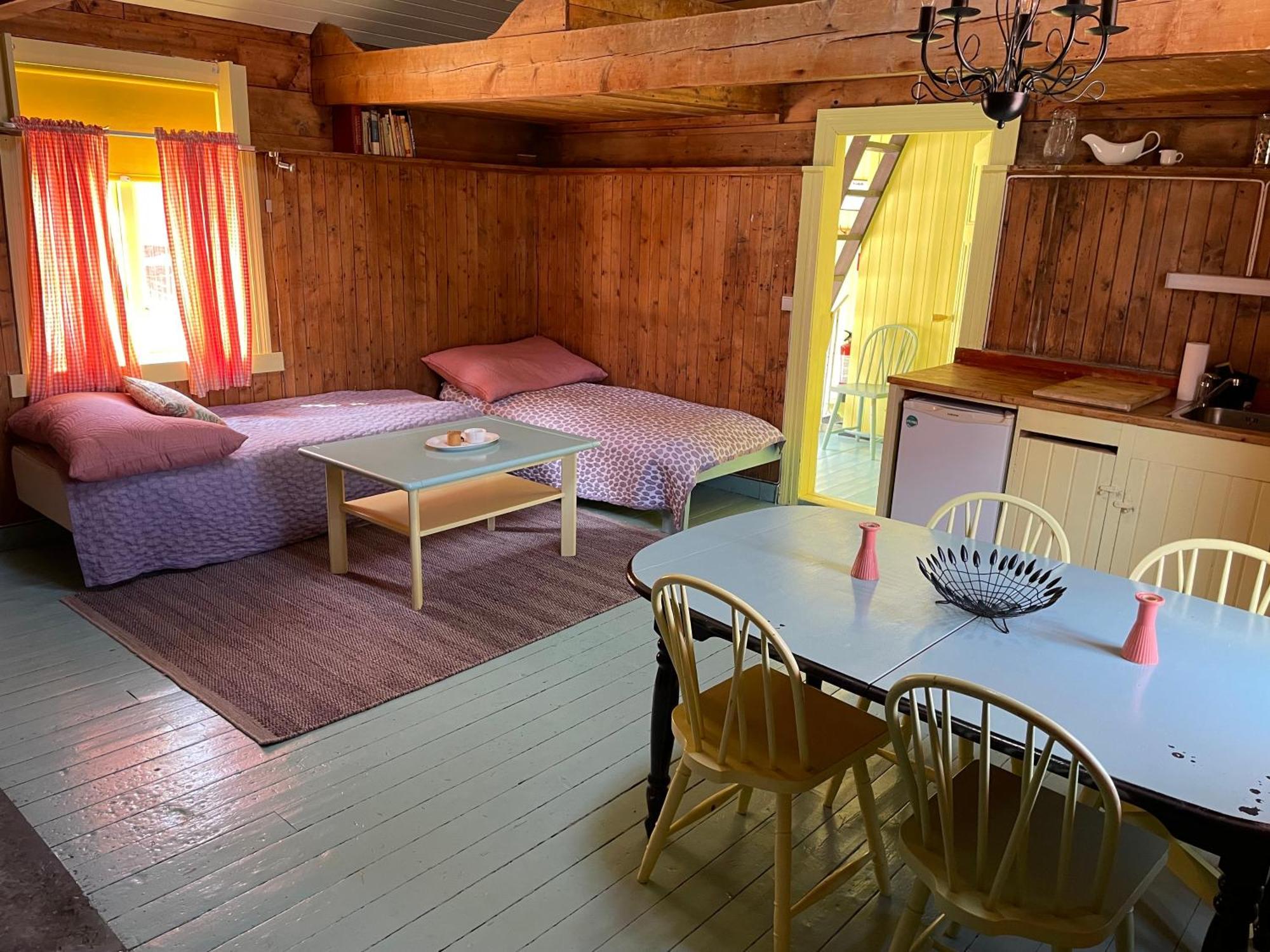 Kraemmervika Rorbuer - Rustic Cabins In Lofoten Ballstad Exterior foto