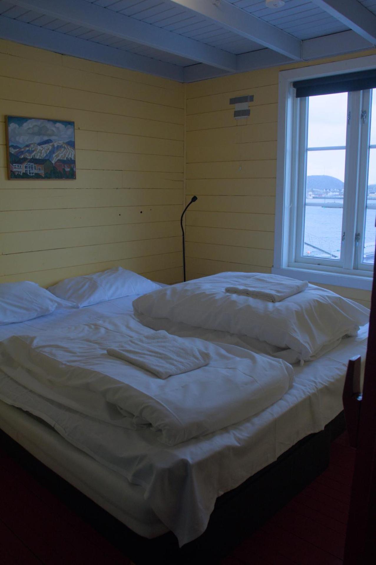 Kraemmervika Rorbuer - Rustic Cabins In Lofoten Ballstad Exterior foto